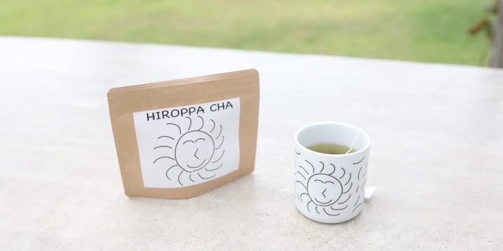 波佐見焼の陶磁器ブランド＜マルヒロ＞の オリジナル茶 「ひろっぱちゃ」をお作りしました